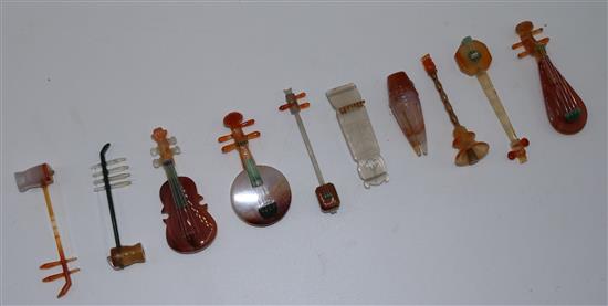 Small Oriental instruments